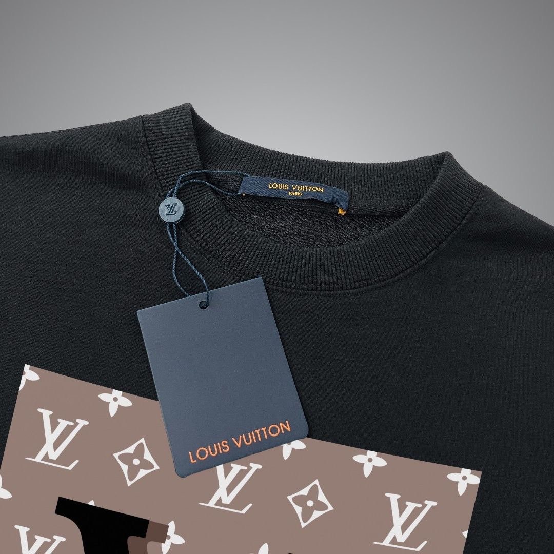 LV short sleeved shirt -4