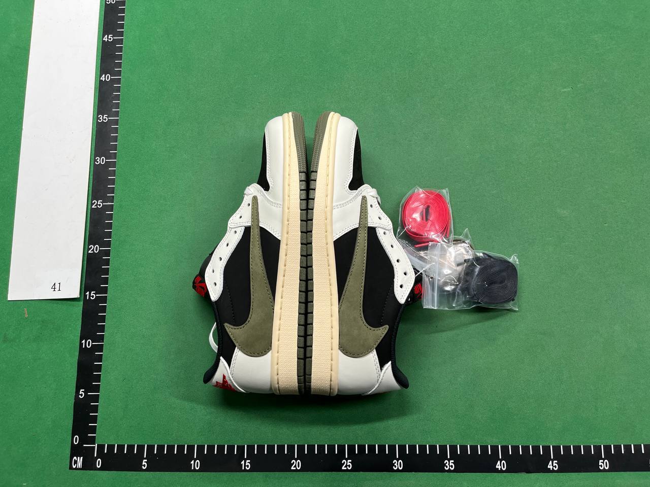 Travis Scott x Air Jordan 1 AJ1 Low          -2