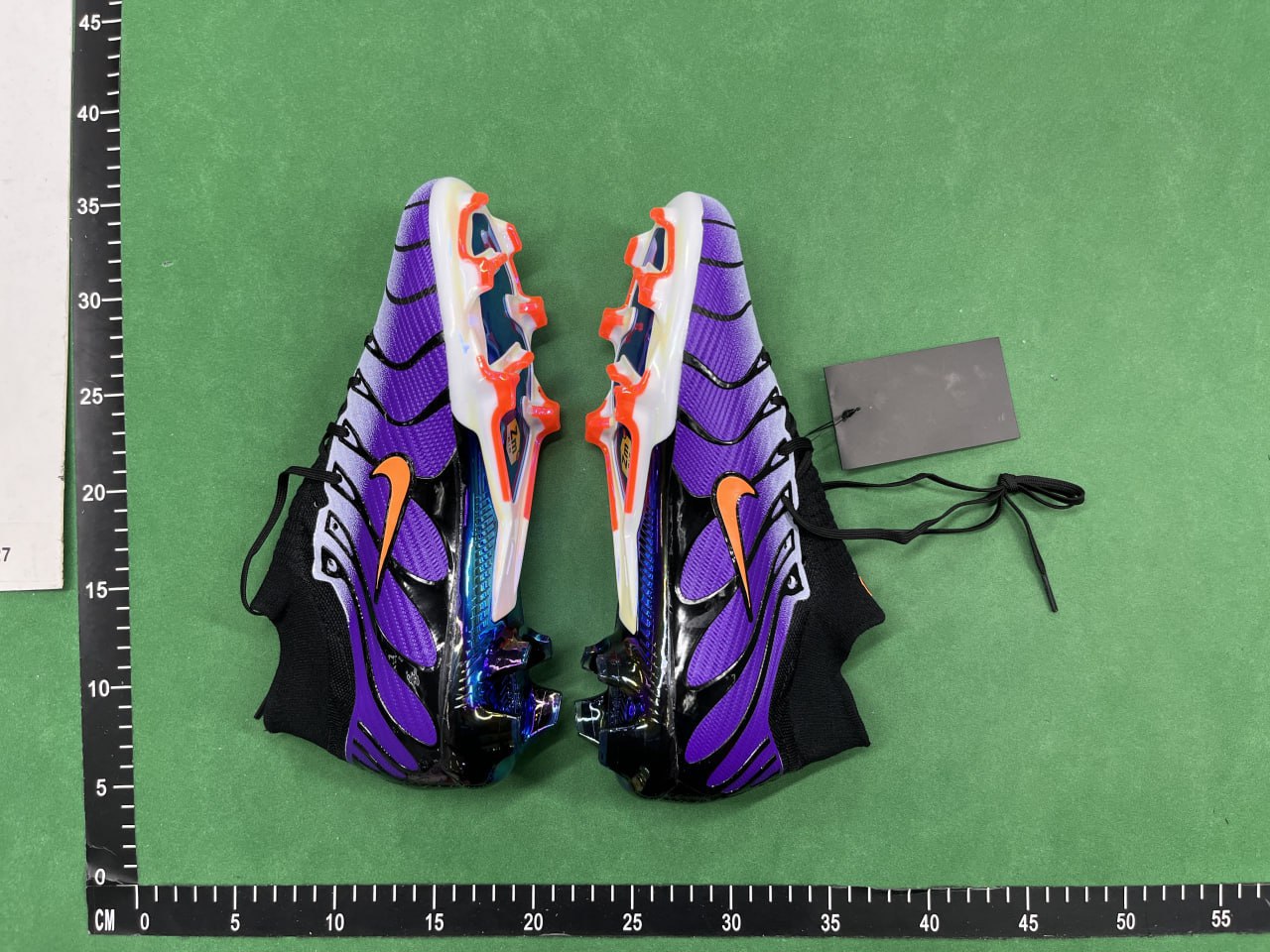 Nike soccer shoes  -5