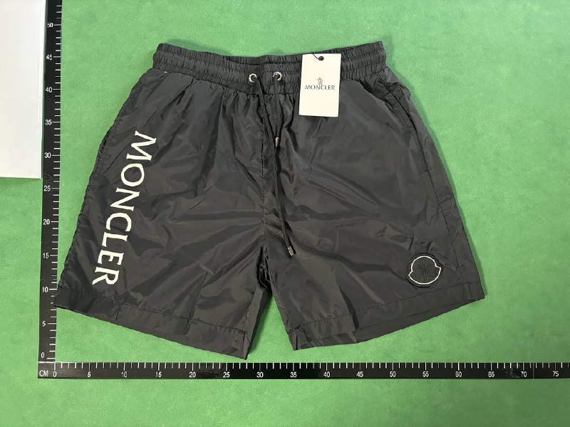 moncler shorts -4