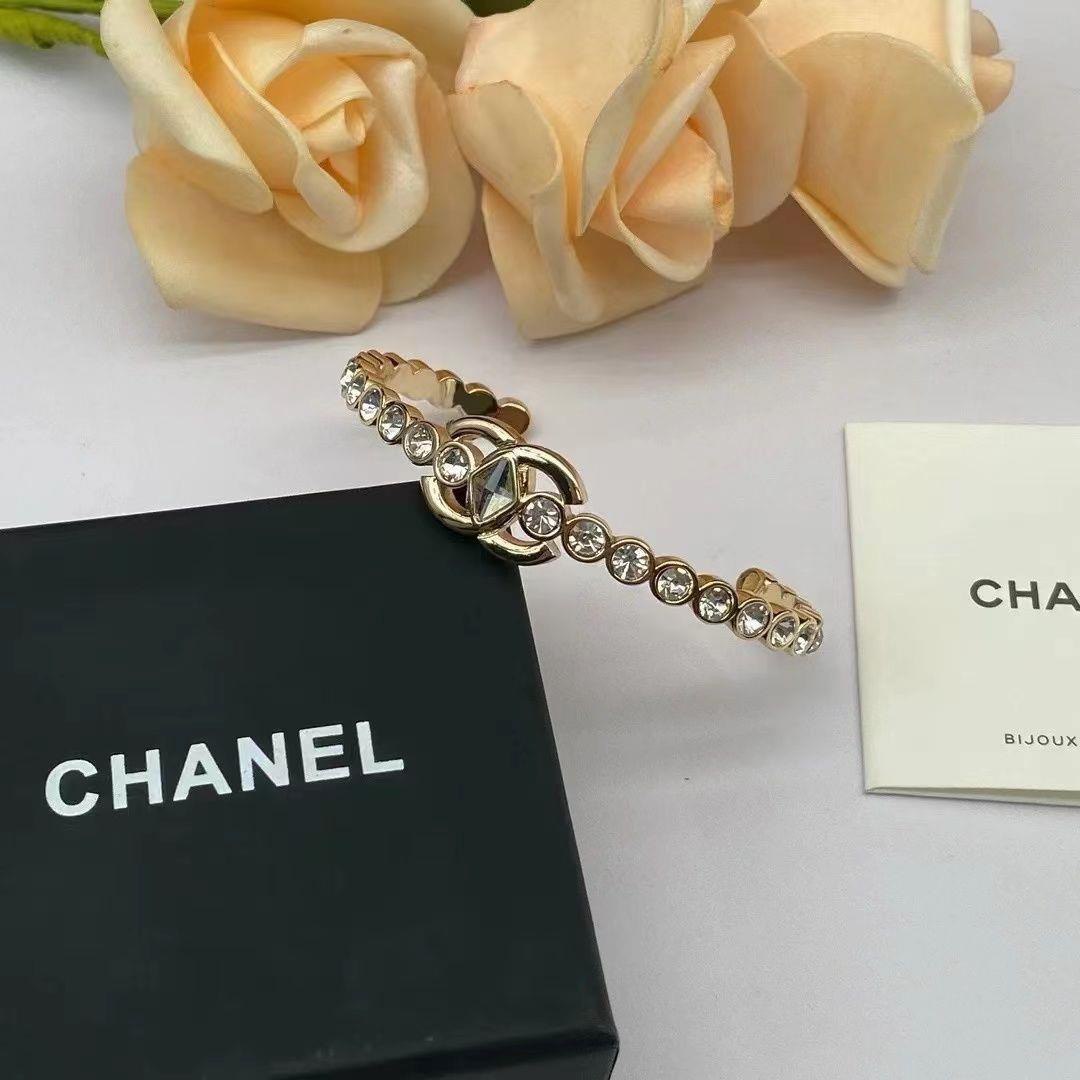Chanel Fashion Bracelet -2