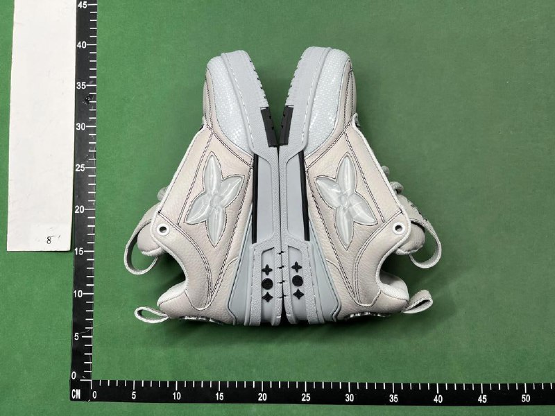 LV Louis vuitton Trainer Skate Burberry shoes -4