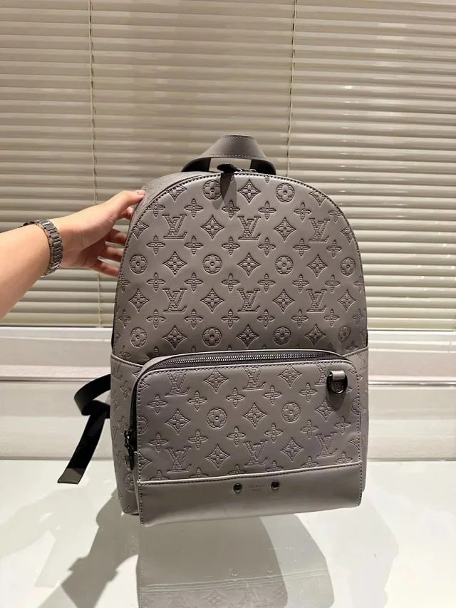 lv knapsack  