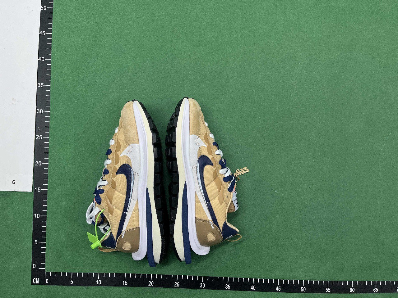 Sacai x Nike waffle                               -5