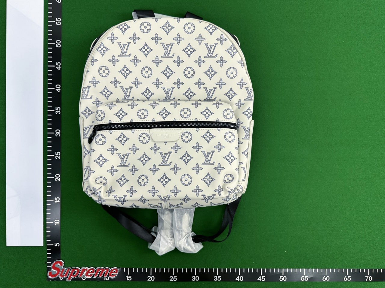  Louis Vuitton Backpack -3