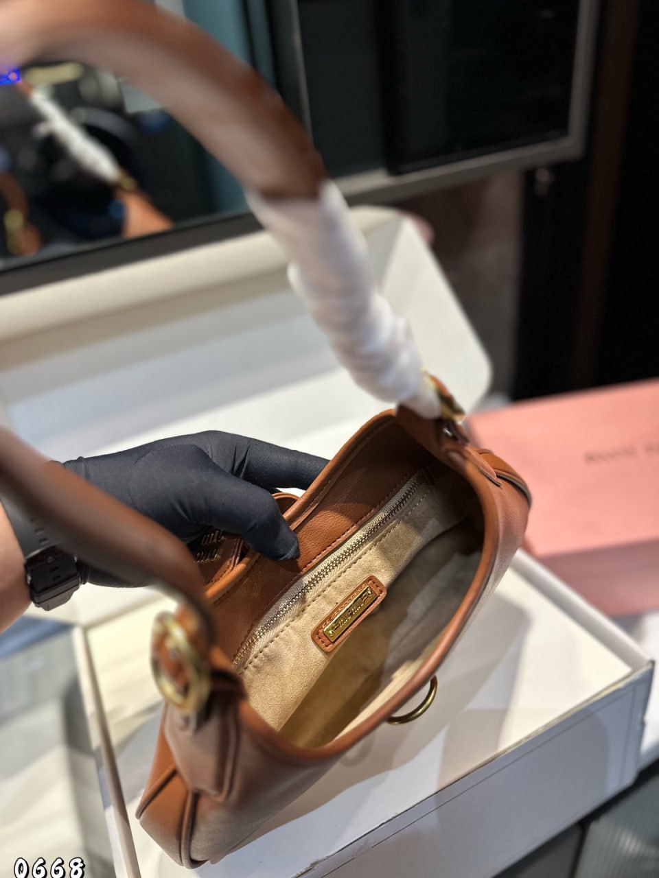 miumiu Armpit bag high quality -2