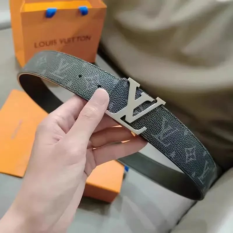 Louis Vuitton belt 