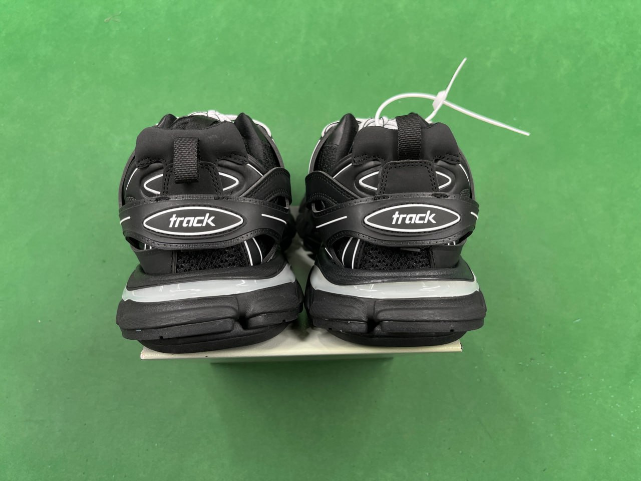 VG-Balencia Track LED                     -4