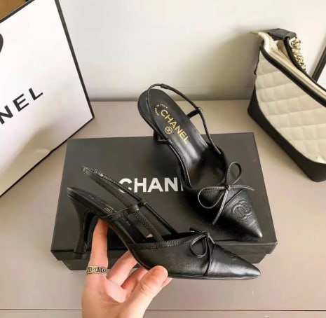 gucci  DG Chanel  Valentino  High heel  -4