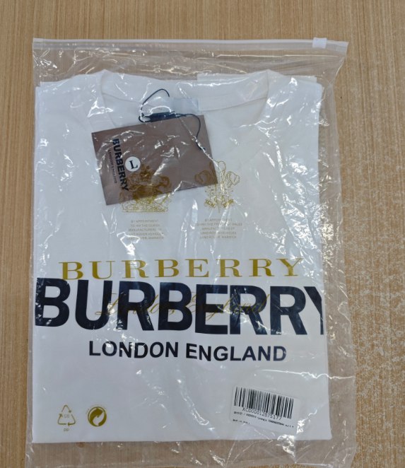 Burberry T-Shirt -4