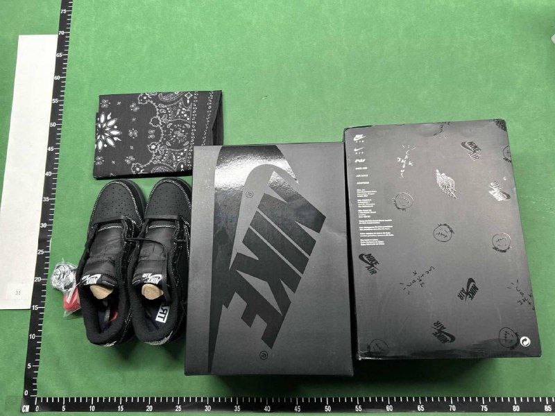 AJ1 X Travis Scott & AJ High  -4