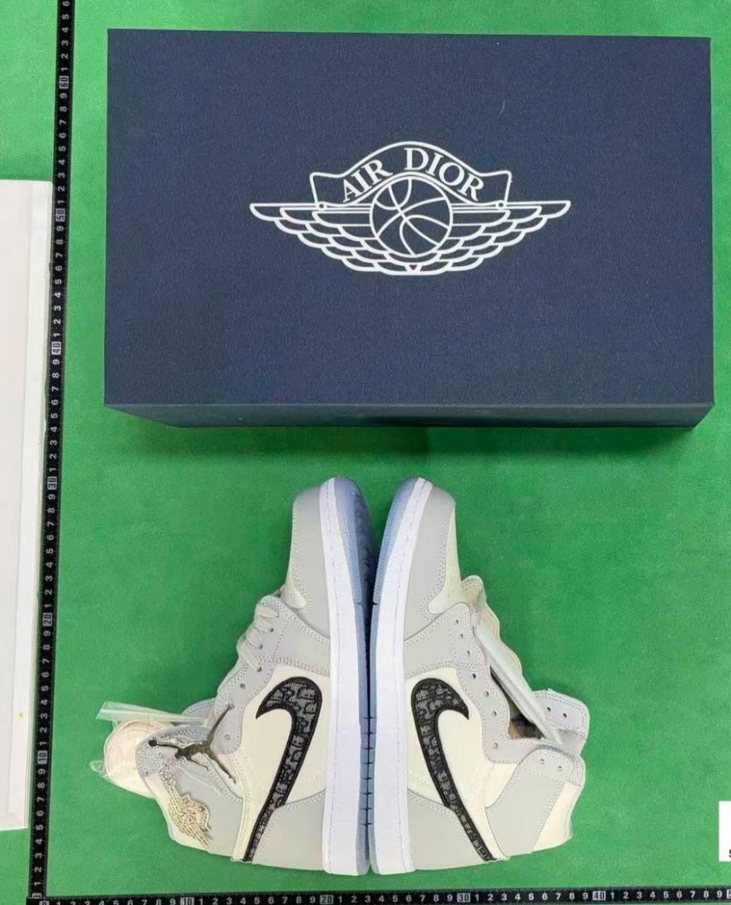 dior air jordan                         -3