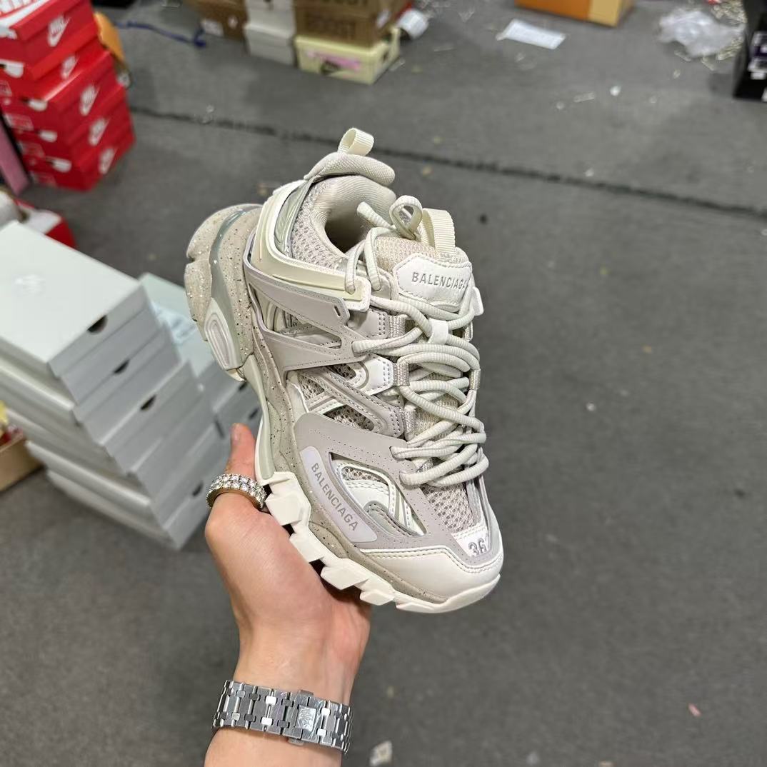 Balenciaga 3.0      -2