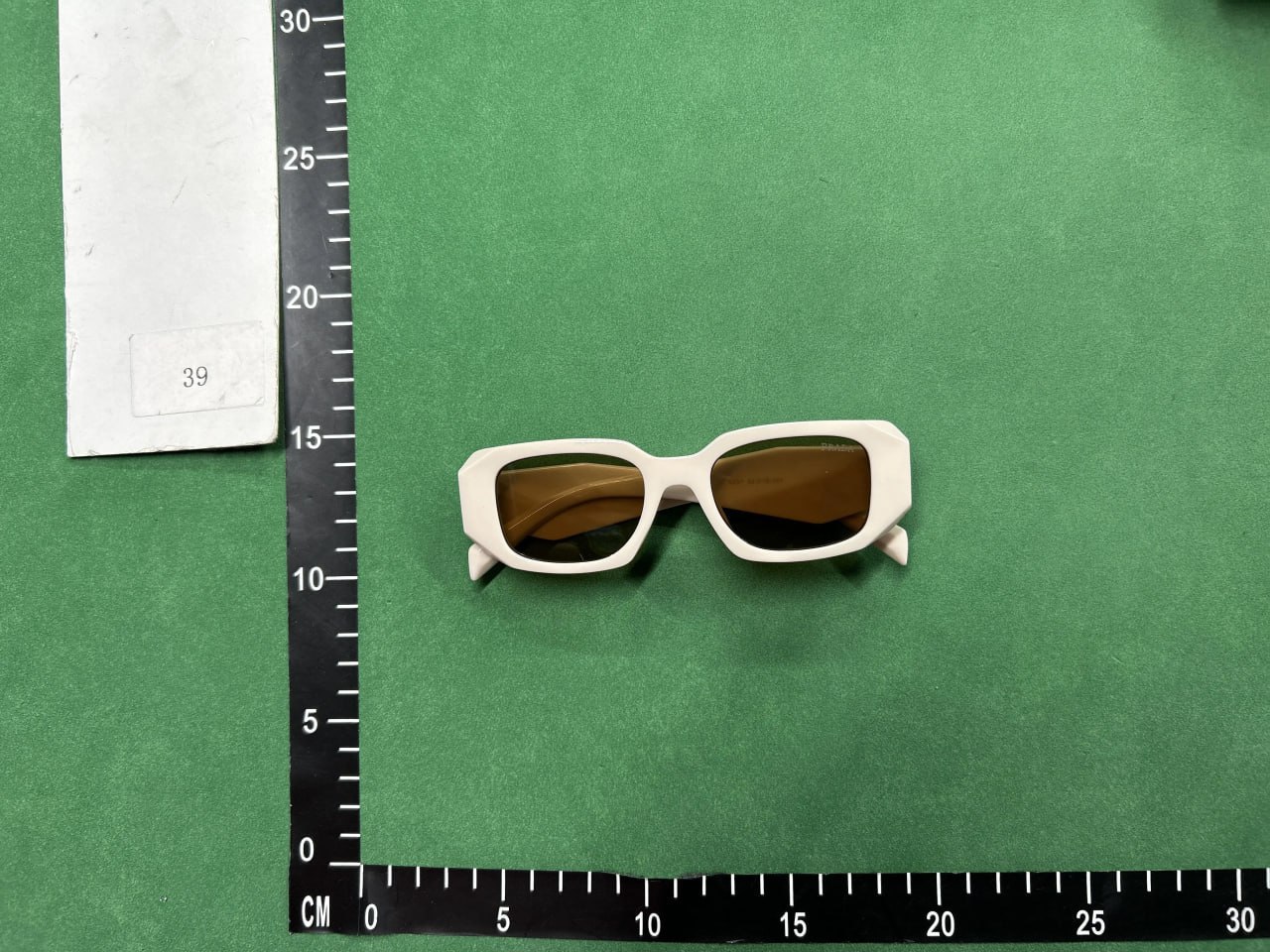 PRADA\cartier glasses\sunglasses -4